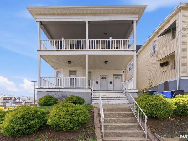 61 Aycrigg Avenue, PASSAIC, NJ 07055