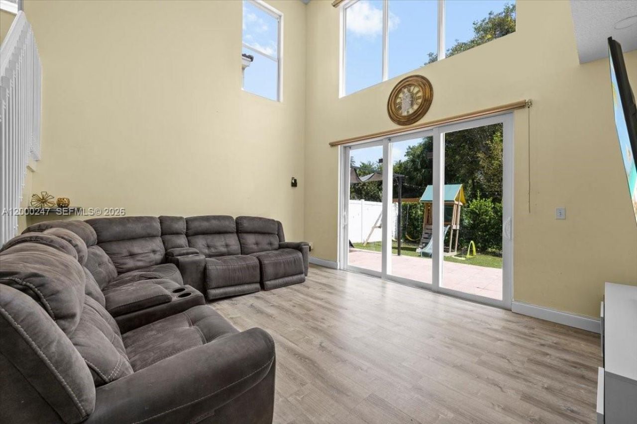 15385 SW 51st St, Davie, FL 33331 Photo