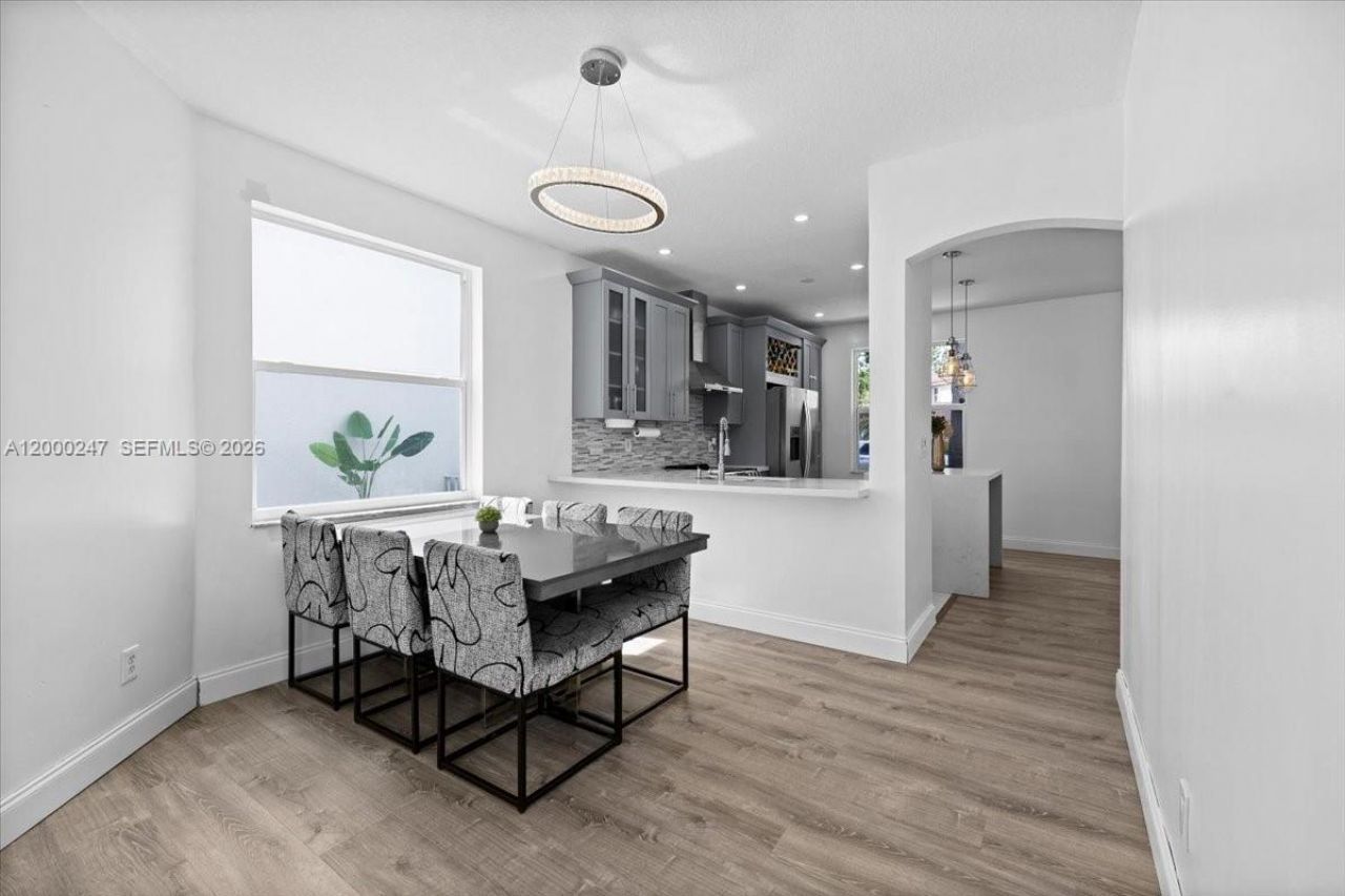 15385 SW 51st St, Davie, FL 33331 Photo