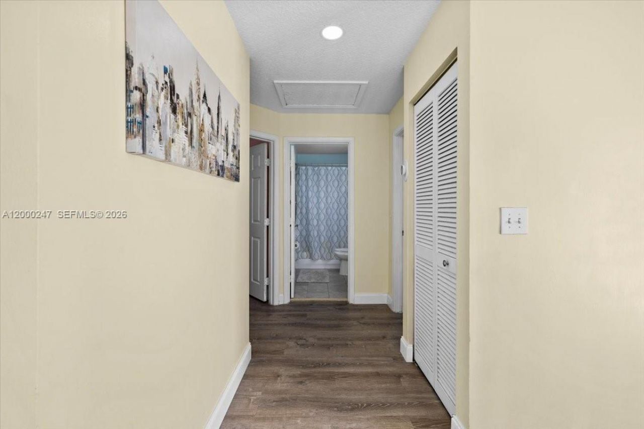 15385 SW 51st St, Davie, FL 33331 Photo