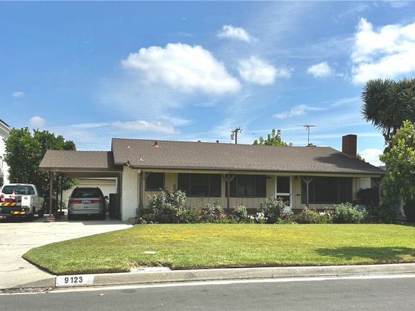 9123 Lubec, Downey, CA 90240