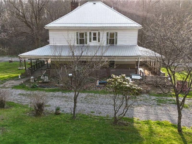 1079 County Road 60, Bergholz, OH 43908 Photo 3