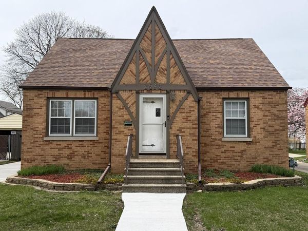 2540 Lincoln ROAD, Kenosha, WI 53144