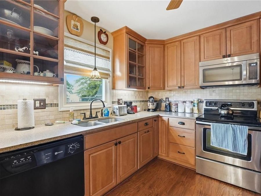 Property Image 12