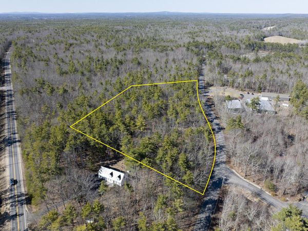 20 Witchtrot Road, York, ME 03903