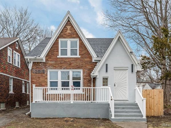 12519 Maiden Street, Detroit, MI 48213