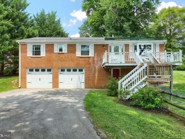 496 LAKESIDE DRIVE, NEW FREEDOM, PA 17349