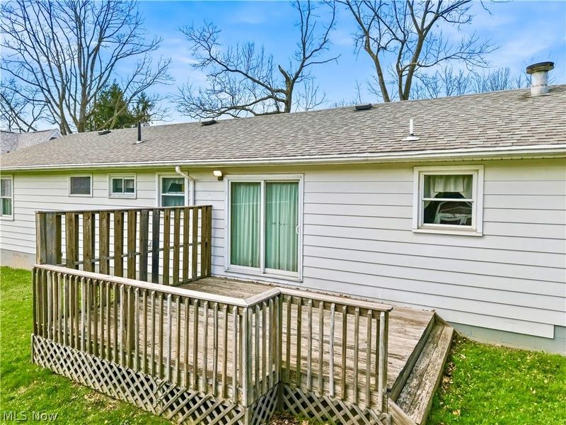 7156 Chestnut Ridge Road, Hubbard, OH 44425 Photo 33