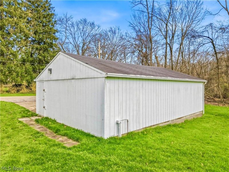 7156 Chestnut Ridge Road, Hubbard, OH 44425 Photo 37