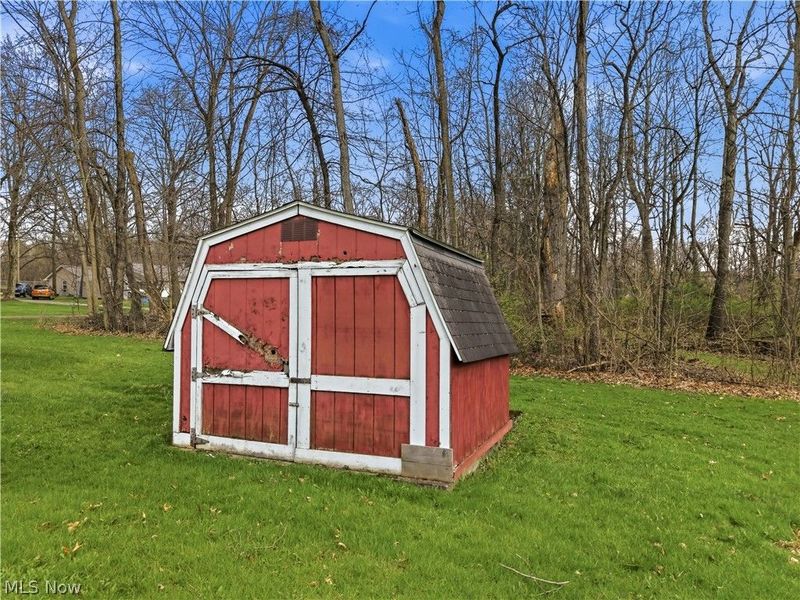 7156 Chestnut Ridge Road, Hubbard, OH 44425 Photo 44