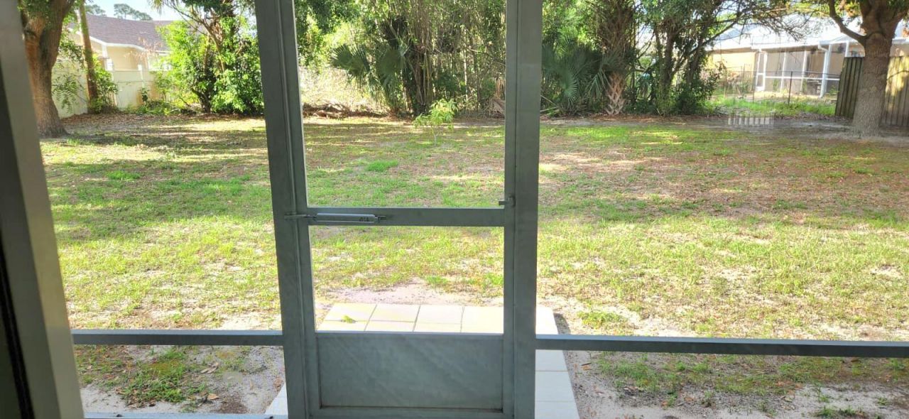 1061 SW Charcoal Avenue, Port Saint Lucie, FL 34953 Photo