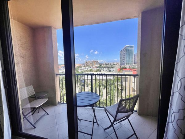 651 Okeechobee Boulevard, Unit 706, West Palm Beach, FL 33401