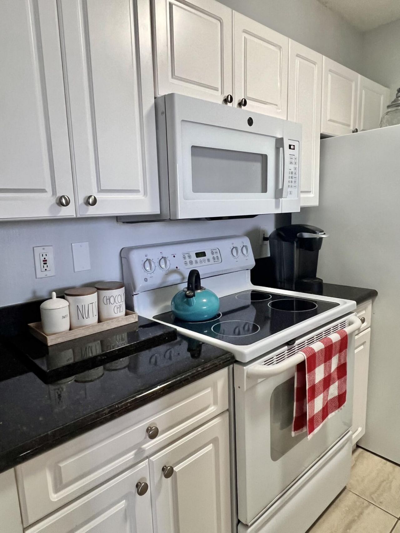 651 Okeechobee Boulevard, Unit 706, West Palm Beach, FL 33401 Photo