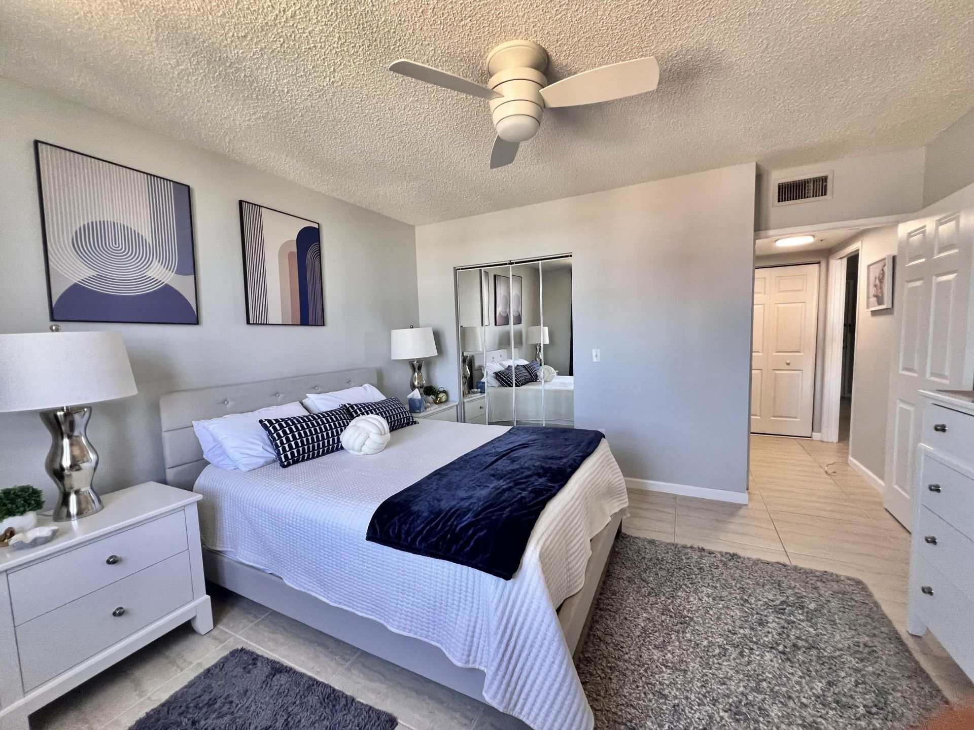 651 Okeechobee Boulevard, Unit 706, West Palm Beach, FL 33401 Photo