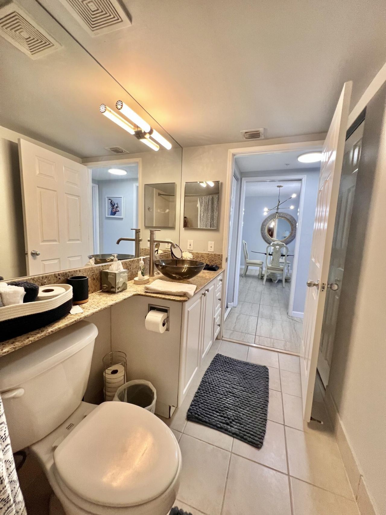 651 Okeechobee Boulevard, Unit 706, West Palm Beach, FL 33401 Photo