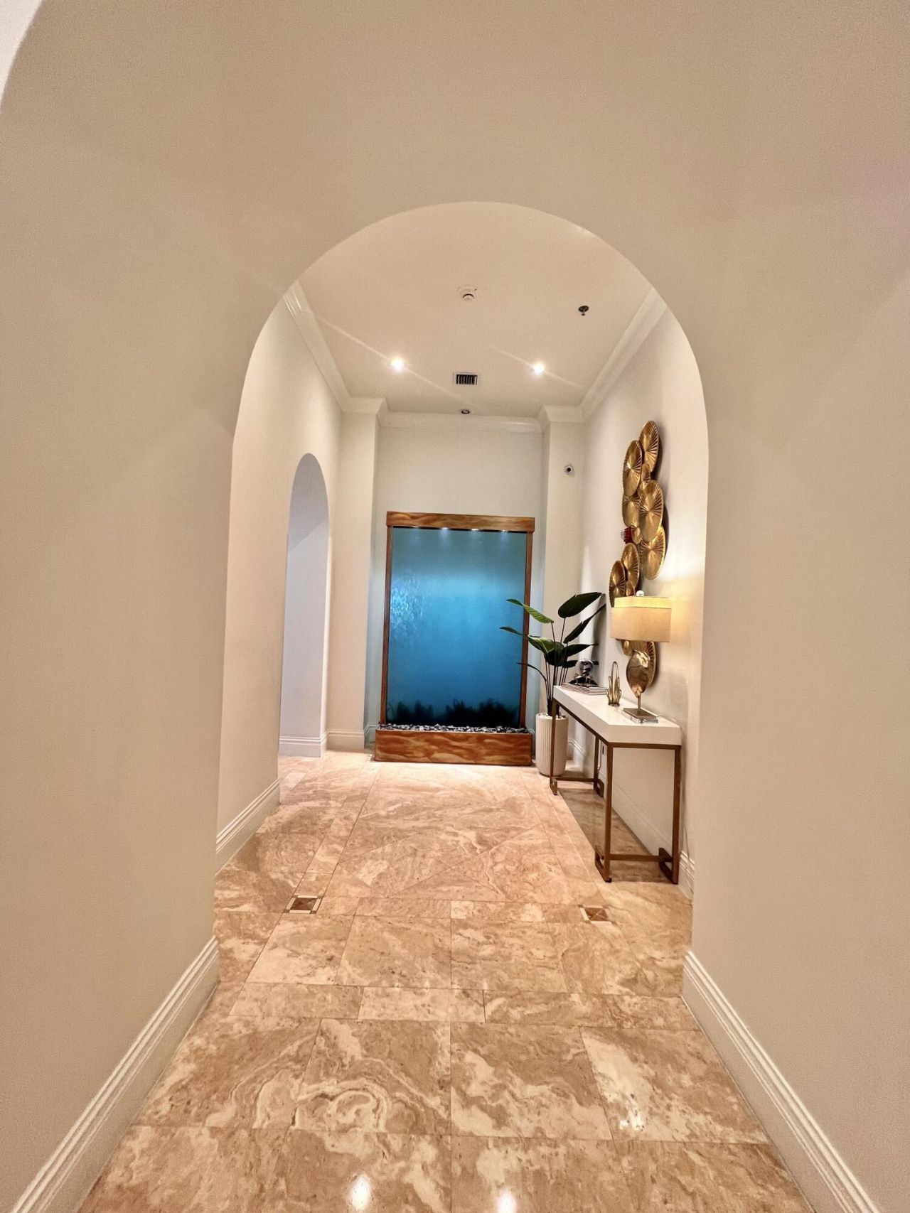 651 Okeechobee Boulevard, Unit 706, West Palm Beach, FL 33401 Photo