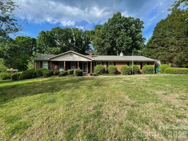 348 Random Drive, New London, NC 28127