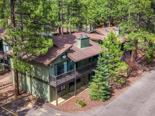 2868 PARK Circle, Unit 38, Pinetop, AZ 85935