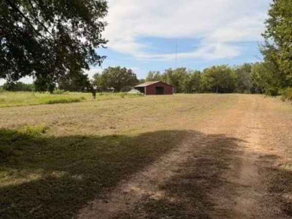 600 West Ave c, Milano, TX 76556