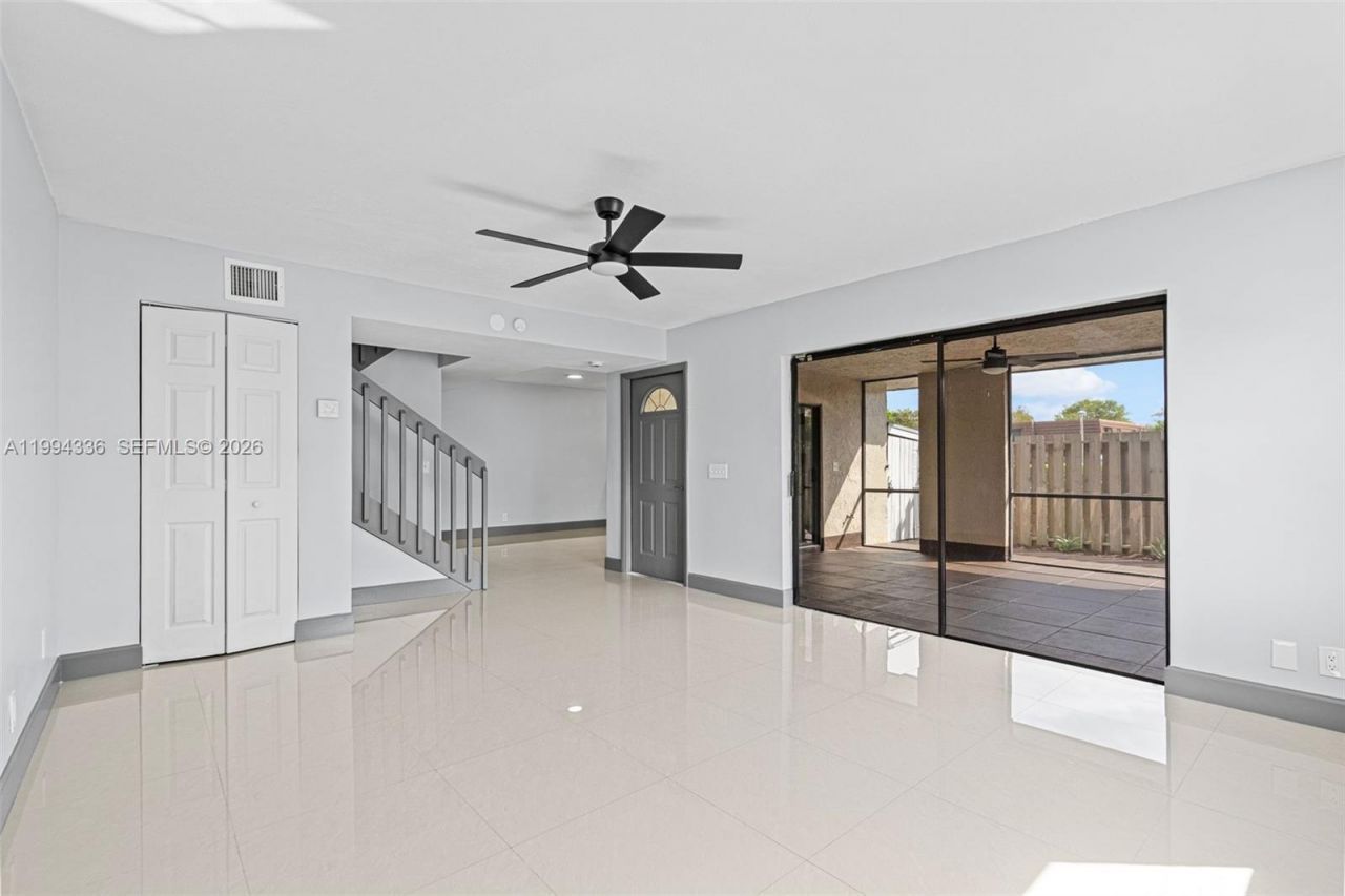 4843 NW 95th Ave, Sunrise, FL 33351 Photo