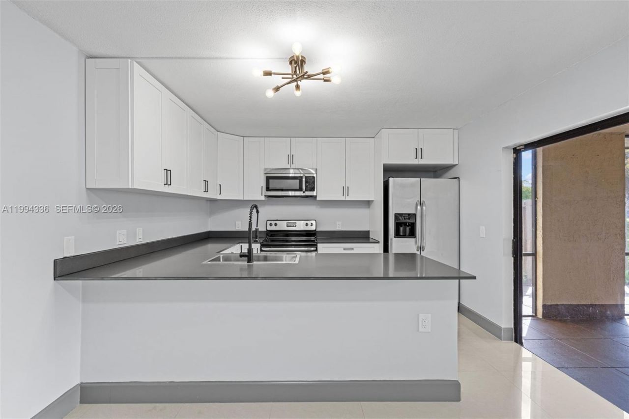 4843 NW 95th Ave, Sunrise, FL 33351 Photo