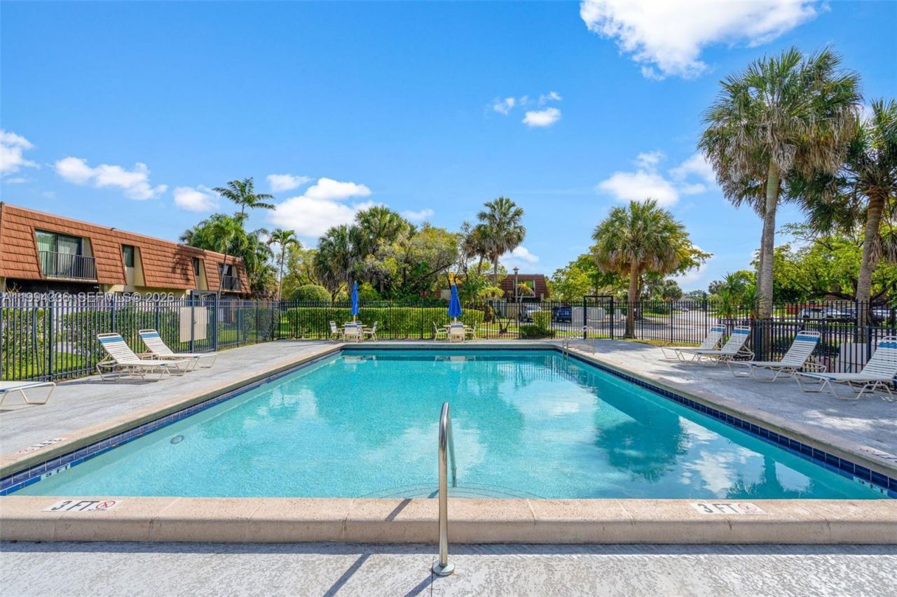 4843 NW 95th Ave, Sunrise, FL 33351 Photo