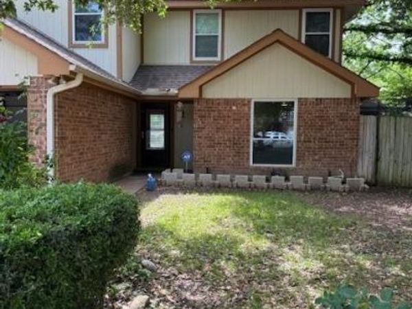 2204 Polo Club Court, Arlington, TX 76017