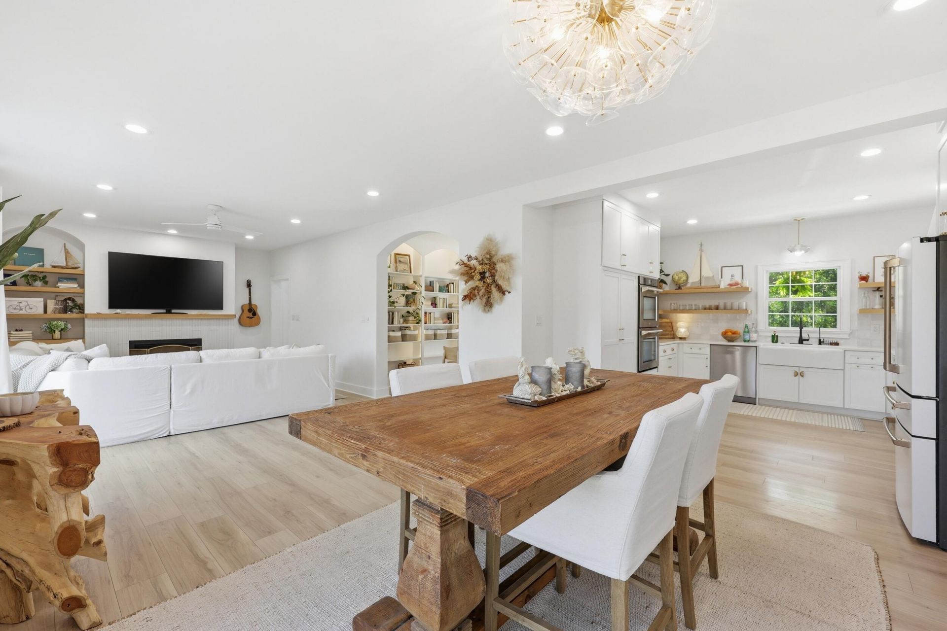 1682 Old Military Road Photo 17