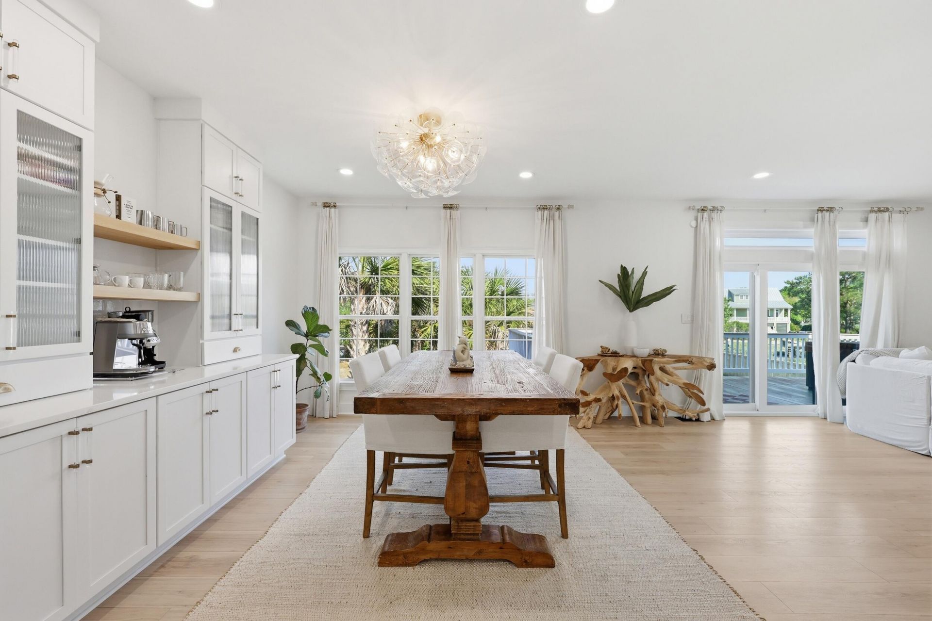 1682 Old Military Road Photo 23