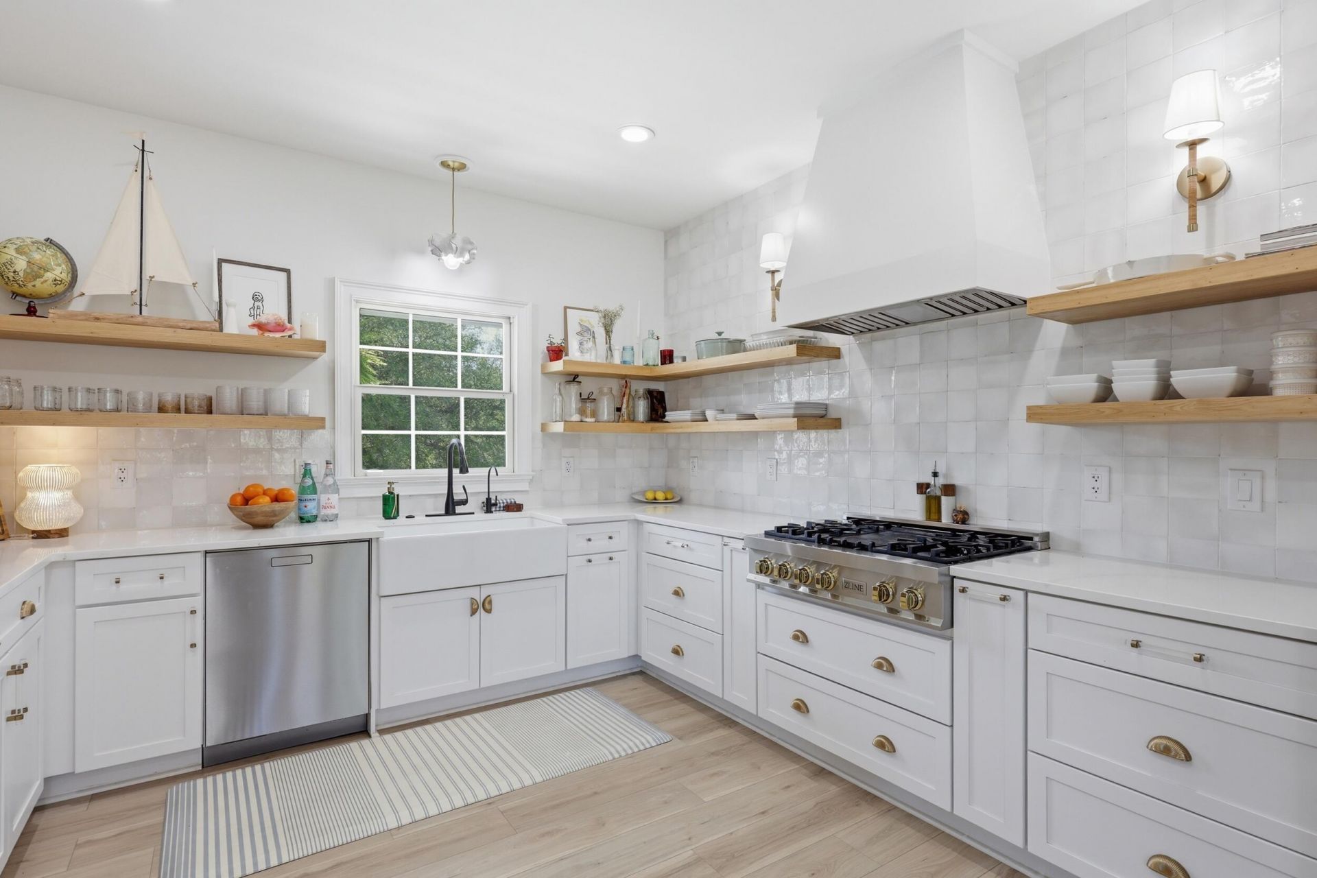 1682 Old Military Road Photo 27