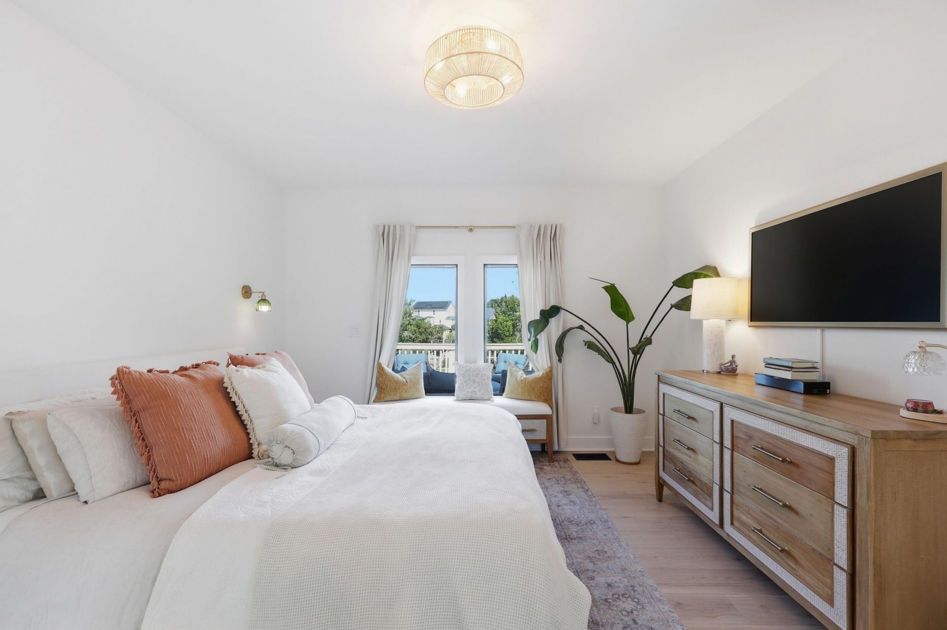 1682 Old Military Road Photo 36