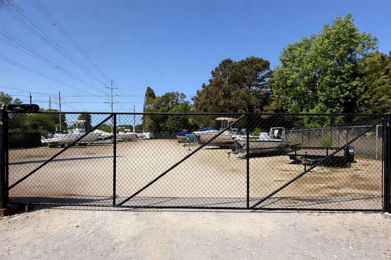 1925 Chatelain Way Photo 39