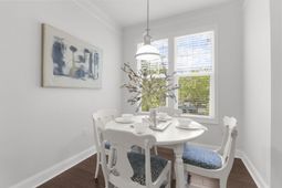 1925 Chatelain Way photo 4