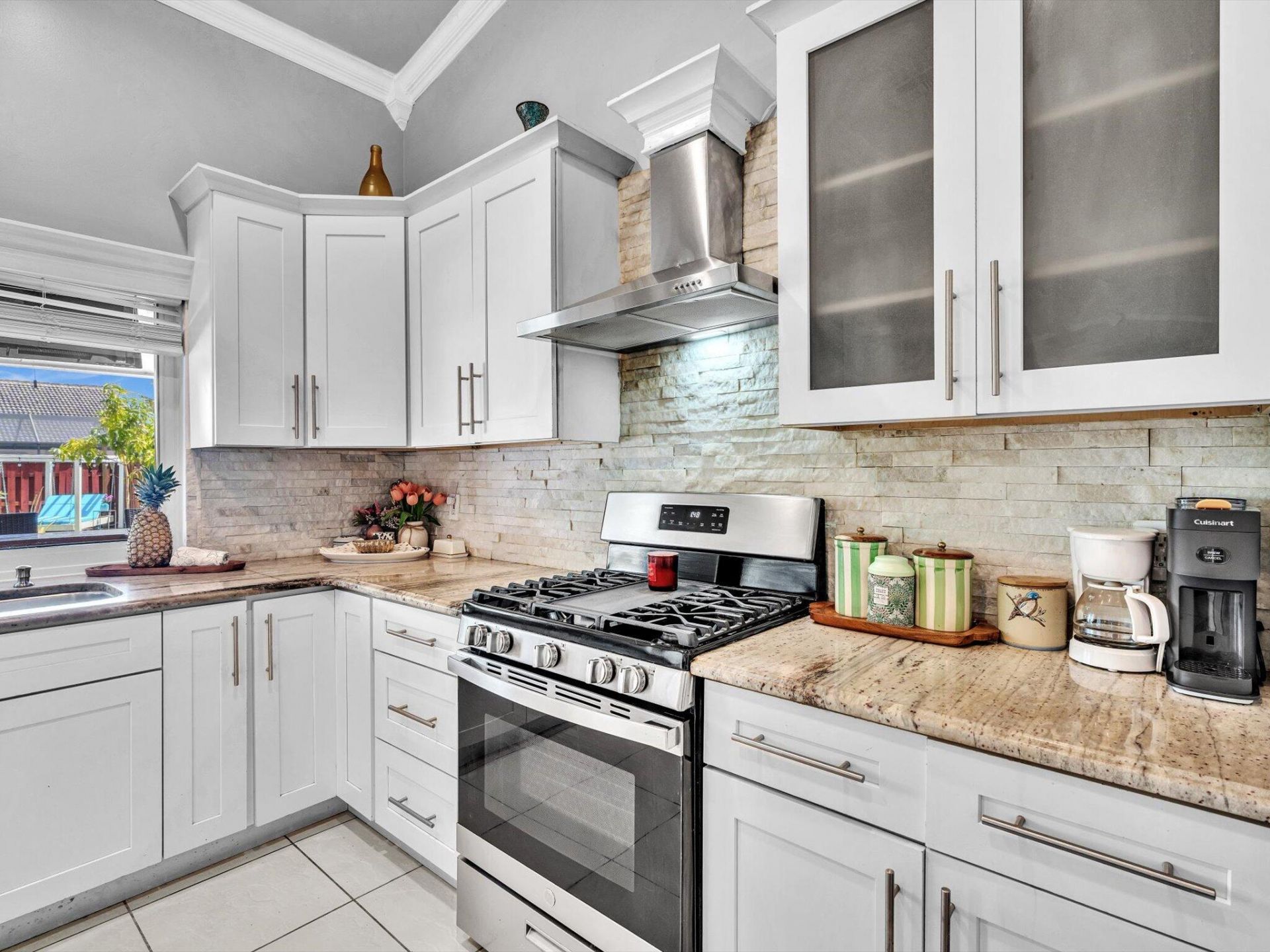 5165 NW 99th Way, Coral Springs, FL 33076 Photo