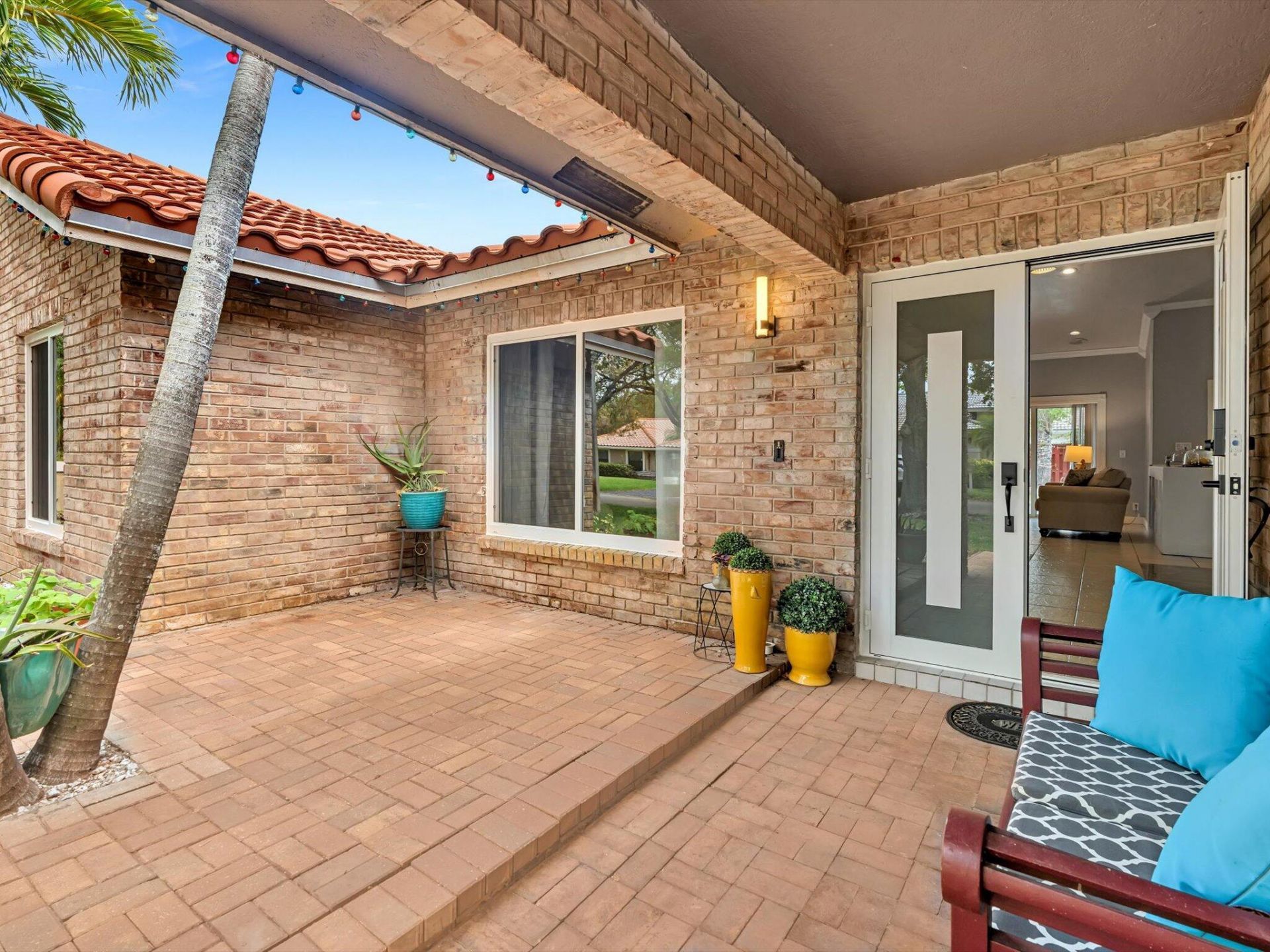 5165 NW 99th Way, Coral Springs, FL 33076 Photo