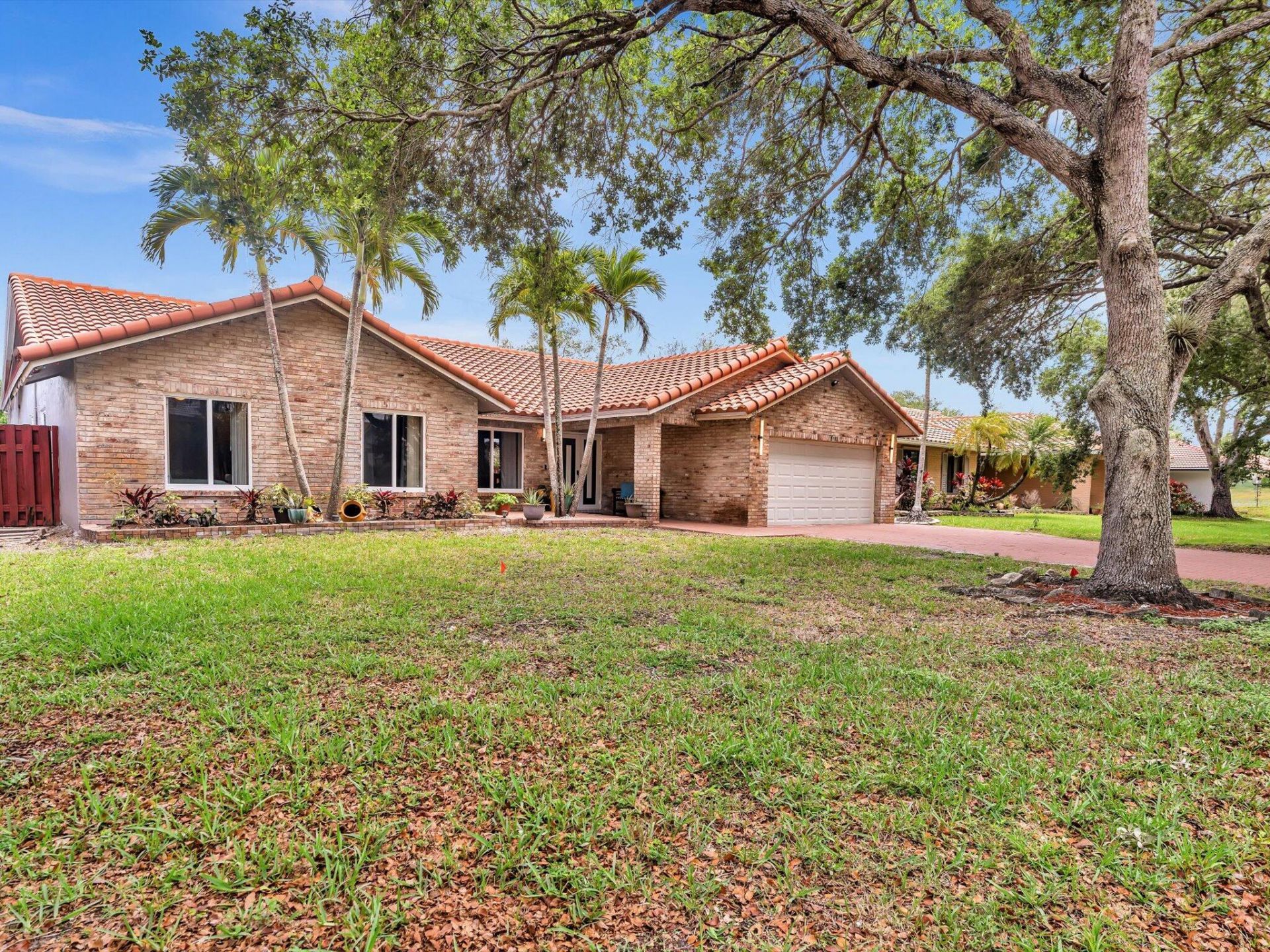 5165 NW 99th Way, Coral Springs, FL 33076 Photo