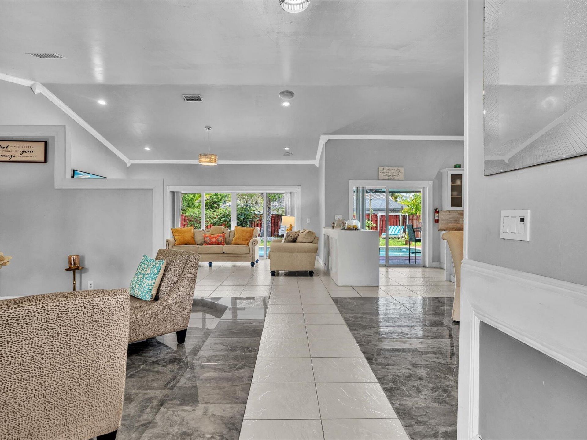 5165 NW 99th Way, Coral Springs, FL 33076 Photo