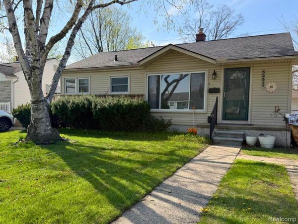 32317 Hazelwood Street, Westland, MI 48186