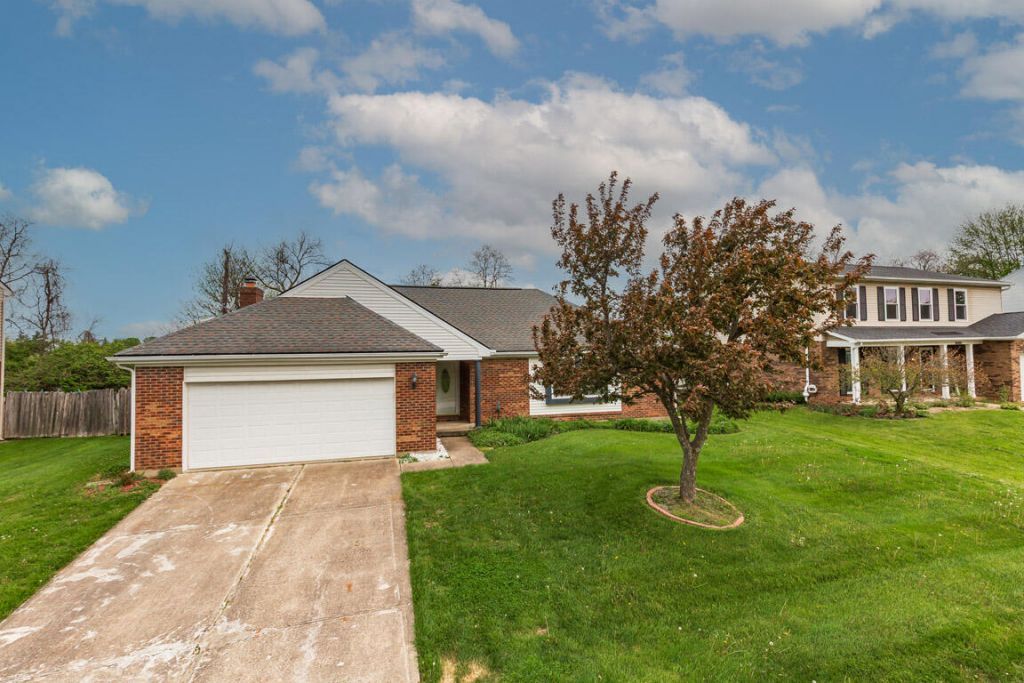 2048 W Horizon Drive, Hebron, KY 41048 Main Photo