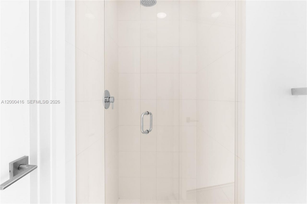 121 NE 34th St, Unit 2602, Miami, FL 33137 Photo