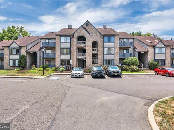 5512 B ABERDEEN DRIVE, MOUNT LAUREL, NJ 08054