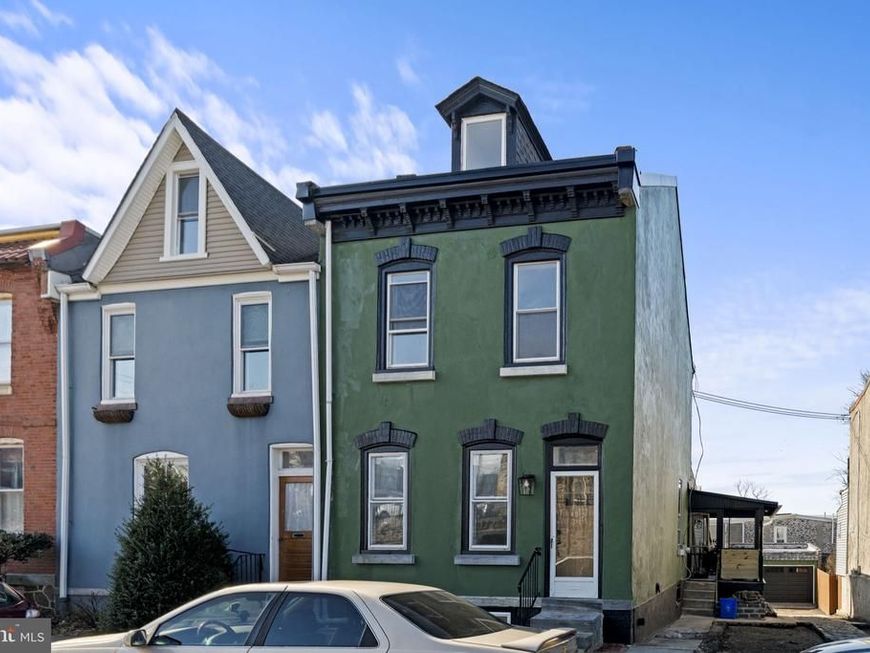 174 76 Lauriston Street, Philadelphia, PA 19128 Main Photo