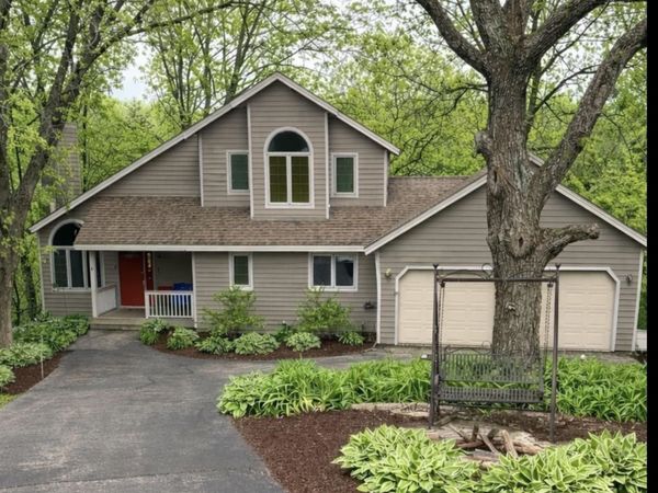 2 Cumberland, GALENA, IL 61036