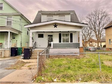 1847 Weston Avenue, Niagara Falls, NY 14305