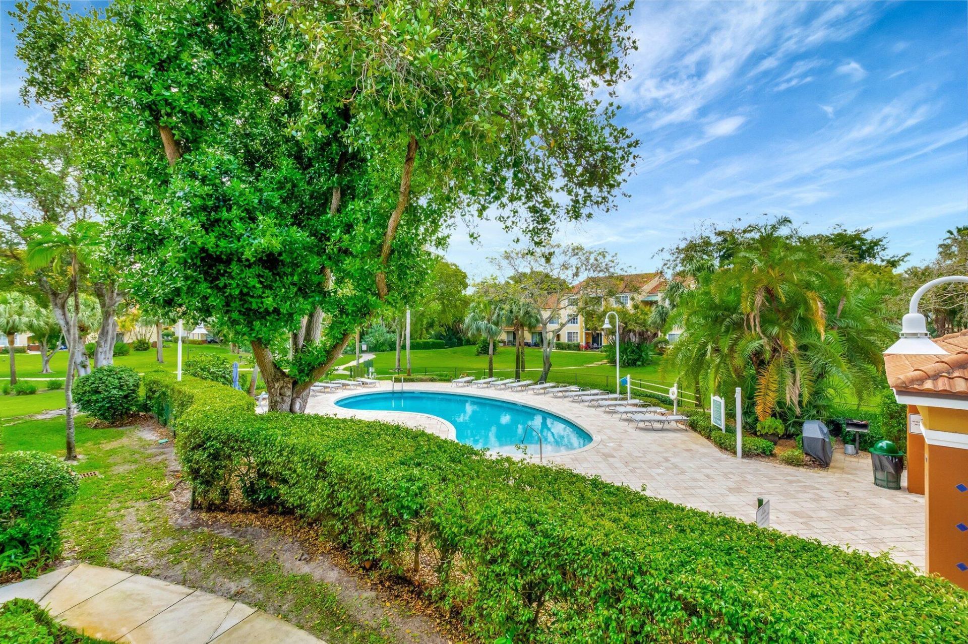 103 Yacht Club Way, Unit 206, Hypoluxo, FL 33462 Photo