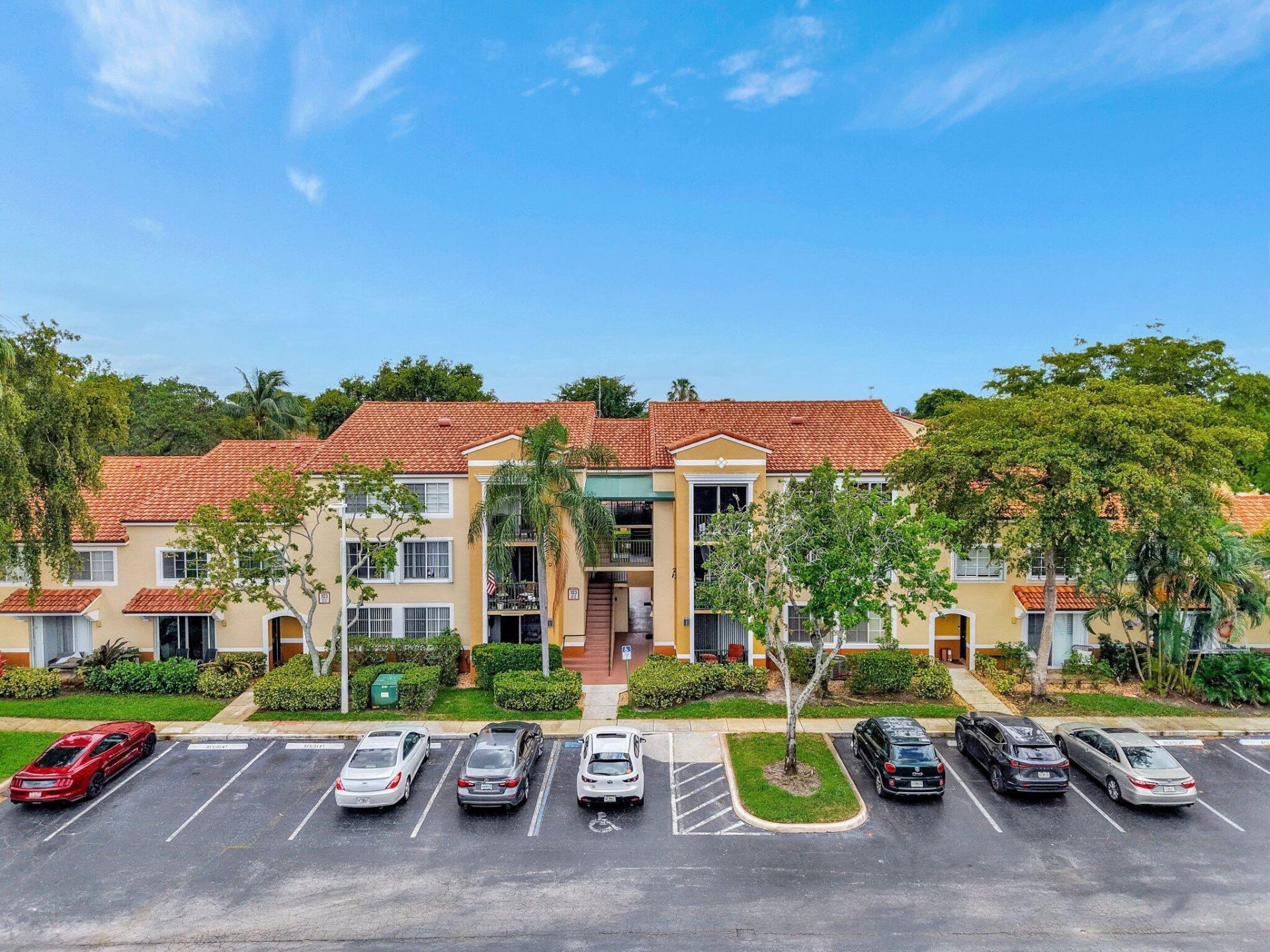 103 Yacht Club Way, Unit 206, Hypoluxo, FL 33462 Photo