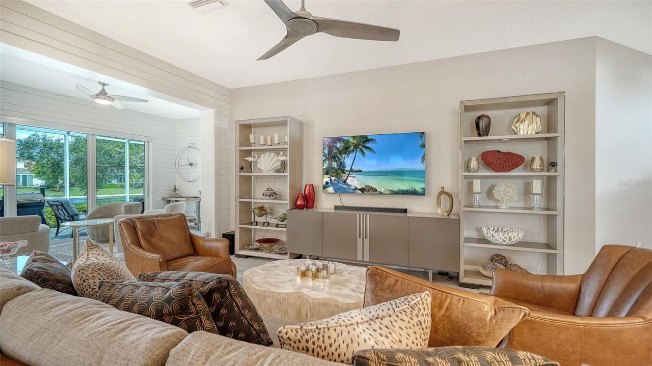 7198 Del Lago Drive, Sarasota, FL 34238 Photo
