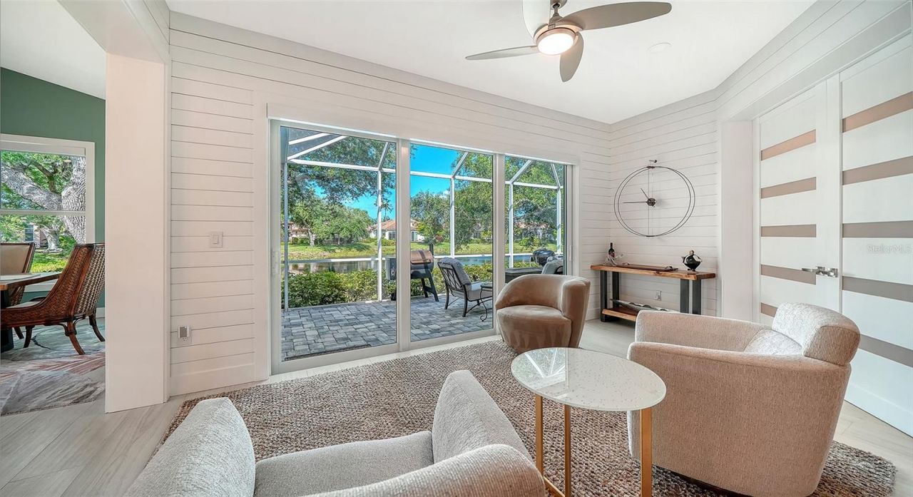 7198 Del Lago Drive, Sarasota, FL 34238 Photo