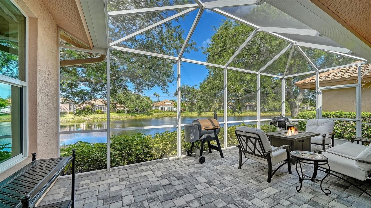 7198 Del Lago Drive, Sarasota, FL 34238 Photo