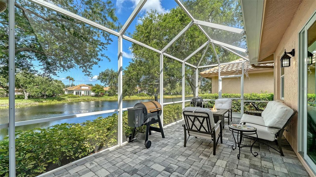 7198 Del Lago Drive, Sarasota, FL 34238 Photo